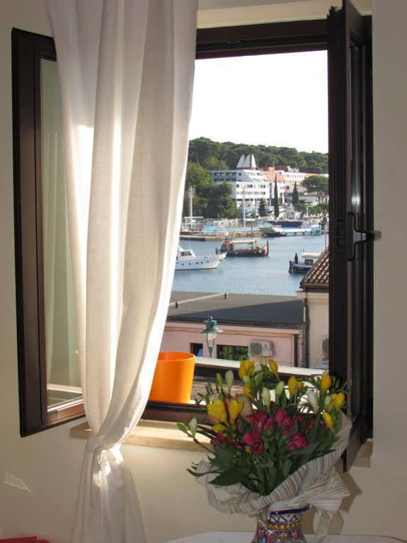 Guest House Pina Rovinj Eksteriør billede